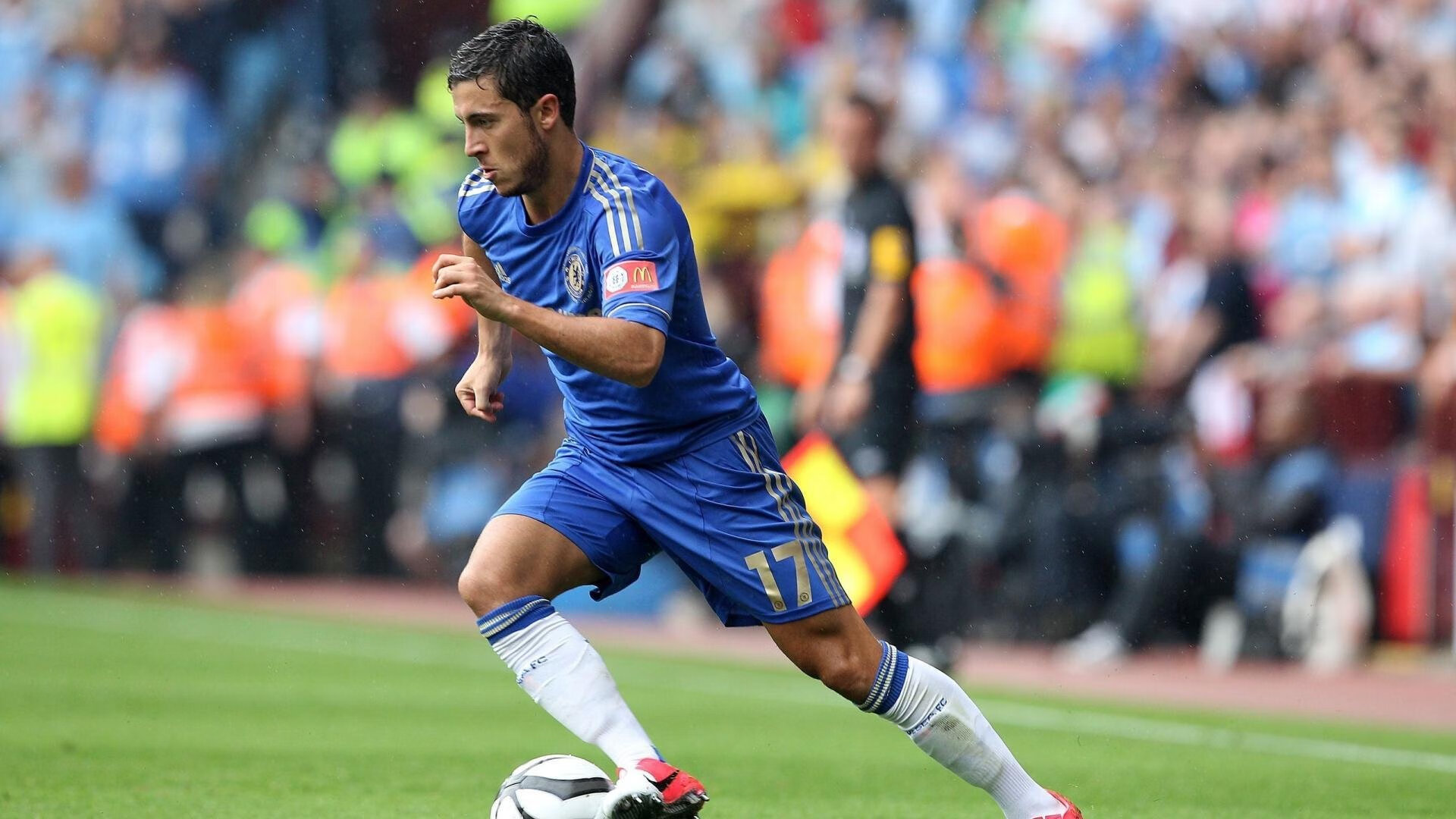 爱游戏-东亚杯中国足球平局 球员需要提升临场应变能力，东亚杯国足成绩